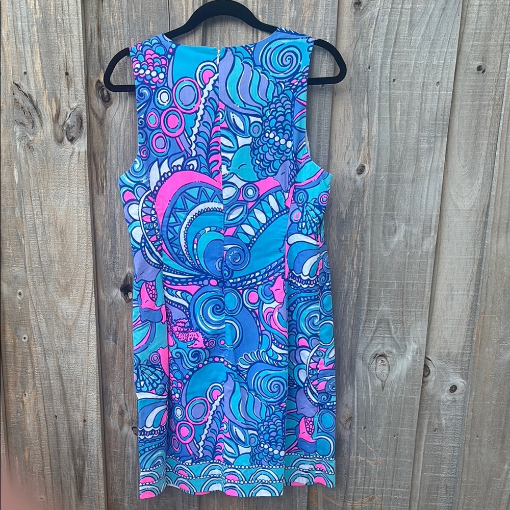 Lilly Pulitzer Blue and Pink Sheath Mini Dress
Excellent condition - Picture 3 of 10